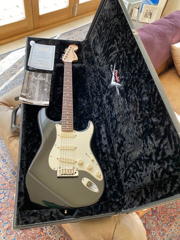 Fender Custom Shop Stratocaster Pro Closet Classic 2008 - Black image 1
