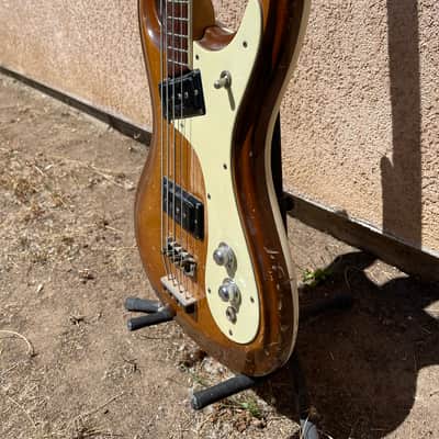 Mosrite Ventures Bass 1966 - Refinished image 4