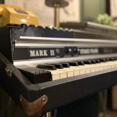 Rhodes Mark II Stage 73-Key Electric Piano 1979 - 1983 - Black Flat Top image 2