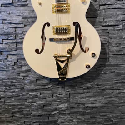 Gretsch G6136-1958 Atephen Stills Aged White Falcon image 2