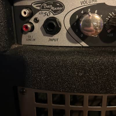 Yorkville BassMaster XM50 – 50W 1x10 Bass Combo Amp amplifier image 2