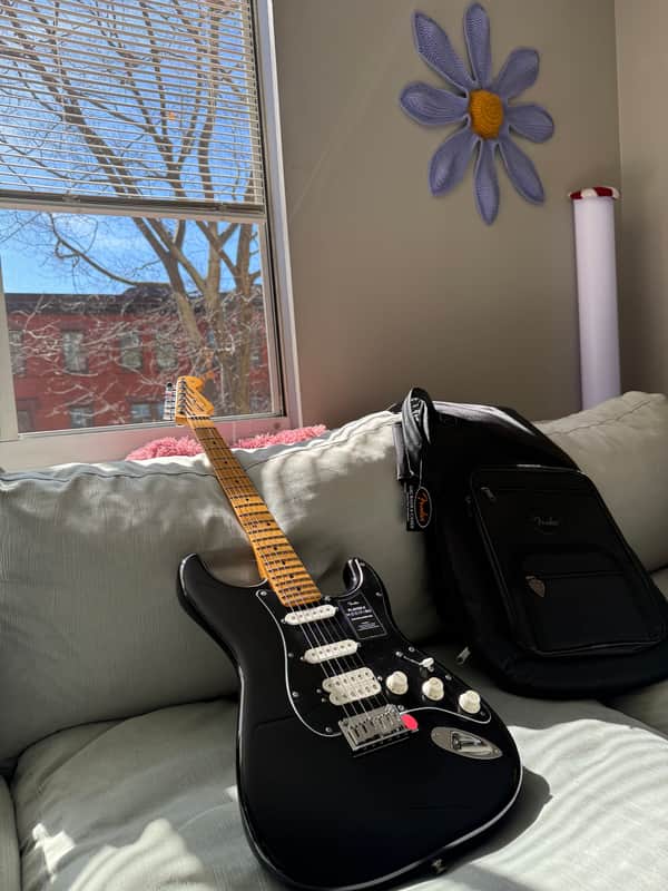 Fender Player II Modified Stratocaster HSS with Maple Fretboard 2025 - (Fairly New/Slight Blemishes)