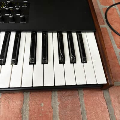 Dave Smith Instruments Mopho SE 42-Key Monophonic Synthesizer 2014 - 2016 - Black with Wood Sides image 5