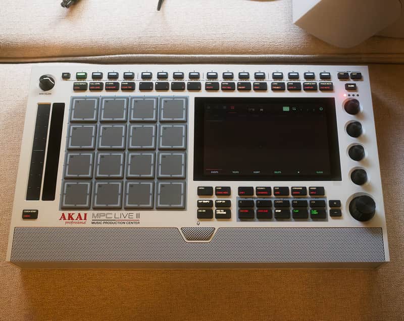 Akai Professional MPC Live III Retro Edition with 960GB SSD