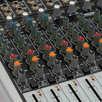 Behringer Xenyx QX1222USB 12-Channel Mixer USB FX EQ Compressor Interface image 7
