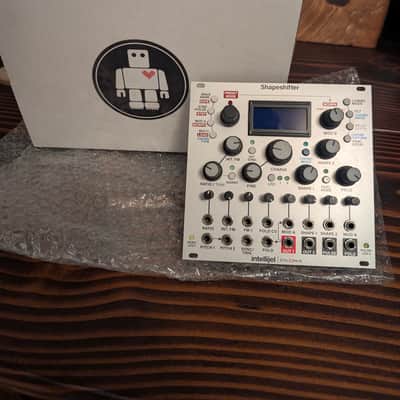 Intellijel Cylonix Shapeshifter Dual Wavetable VCO Eurorack Synth Module 2015 - Present - Silver image 2