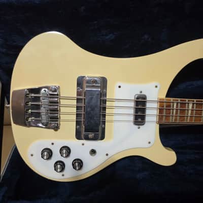Rickenbacker 4003 - White (aged to cream) image 1