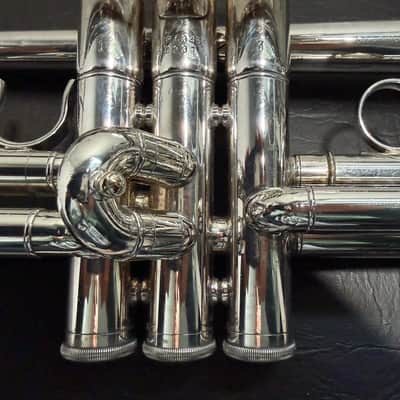 Yamaha YTR-6345S - Professional Bb Trumpet - Silver-plated w/ Case & MP image 7