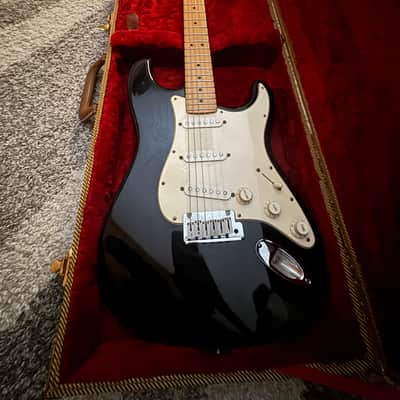 Fender 40th Anniversary American Standard Stratocaster with Maple Fretboard 1994 - Black image 1