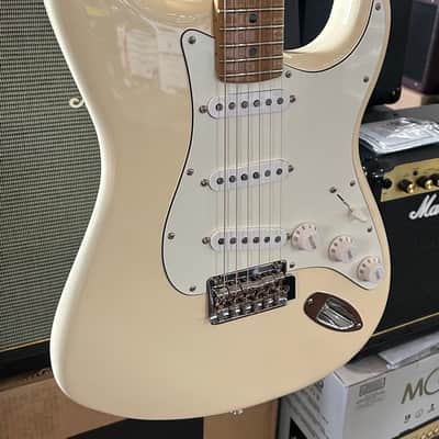 Fender   Player II Dealer Exclusive Stratocaster  2025 - Olympic White / 7lbs. 11.2oz. #MX25115277 image 12