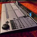 Mackie MCU Pro Universal DAW Control Surface with extenders (24 Ch.)
