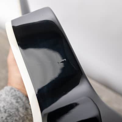 Gibson Les Paul Modern Supreme, Translucent Ebony Burst Satin | Demo image 18