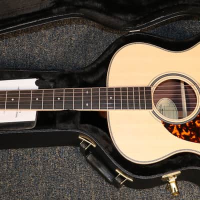 Larrivee OM-40R Left-Handed Spruce Top Rosewood Back & Sides Acoustic Guitar with case NEW Lefty image 2