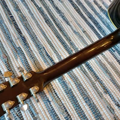 Gibson J-185 2007 - Sunburst image 11