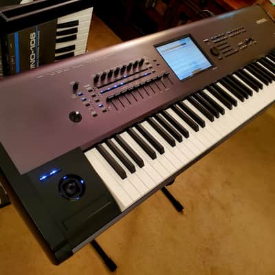 MUST SEE!!! KORG KRONOS X 73 FULLY INSPECTED/SERVICED AND IN AMAZING CONDITION! image 10