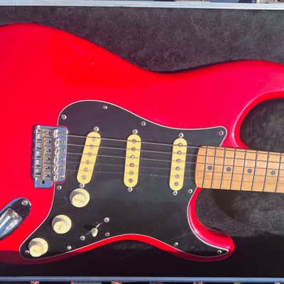 Squier MIJ Standard Stratocaster with Maple Fretboard 1984 - 1988 - FIESTA RED  JVGuitars image 4