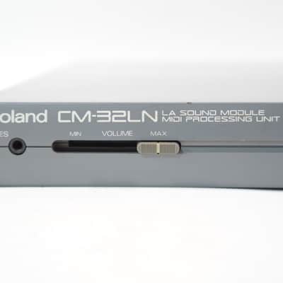 Roland CM-32LN LA Sound Module LA Synthesizer MIDI RARE w/ 100-240V PSU< image 2
