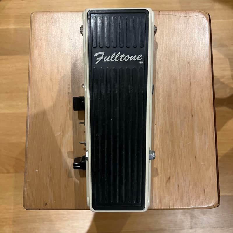 2010 Fulltone Mini Deja Vibe MDV-2 White