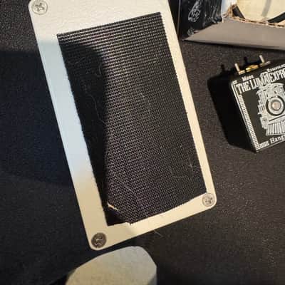 Hangman fx The Dagg’r dagger fuzz distortion pedal w/ luma express image 3