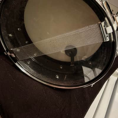 Ludwig LM404 Acrolite 5x14" 8-Lug Aluminum Snare Drum with Black/White Badge 1994 - 2012 - Black Galaxy image 4