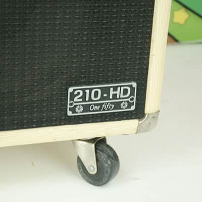 Vintage Music Man 210 HD-150 Cream Pinwale Tolex Tube Guitar Amp, Heavy Duty Speakers image 6