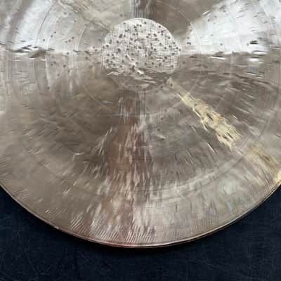 Wuhan 18" Wind Gong w/ Mallet image 3
