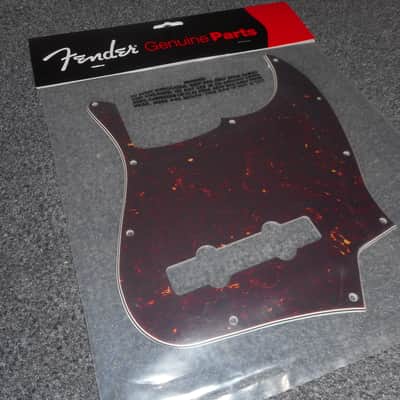 Fender Pickguard For Deluxe 5-String J. Bass, TORTOISE, 005-3308-049