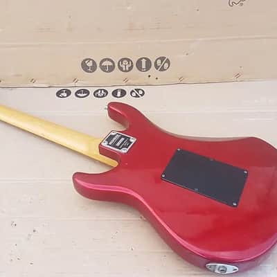 80's WASHBURN G 2 V ROCK STR*T image 6