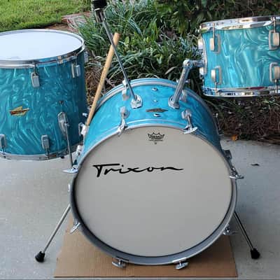 Trixon Luxus 3pc Drum Set 1960’s  - Aquamarine Satin Flame image 1