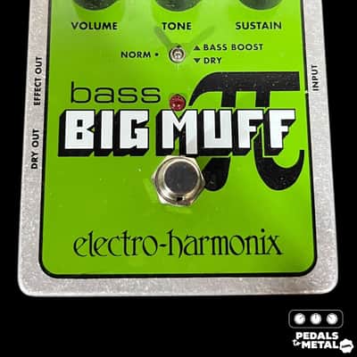 Electro-Harmonix Bass Big Muff Pi Distortion / Sustainer 2008 - Present - Green X9641 image 1
