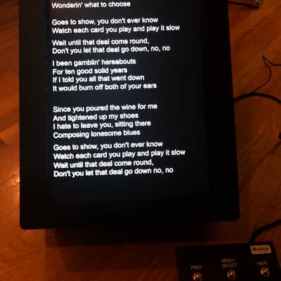 Onstage Teleprompter to View Lyrics image 3