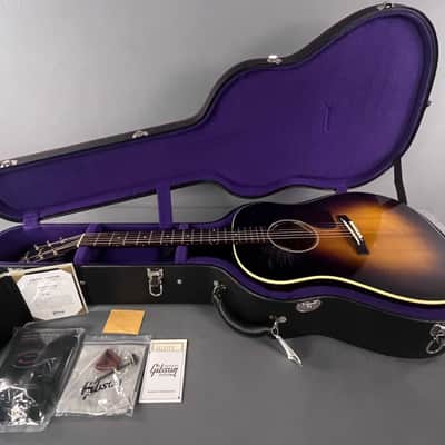 Gibson Custom 1942 Banner J-45 Reissue Murphy Lab Light Aged Vintage Sunburst ~ As New! image 5