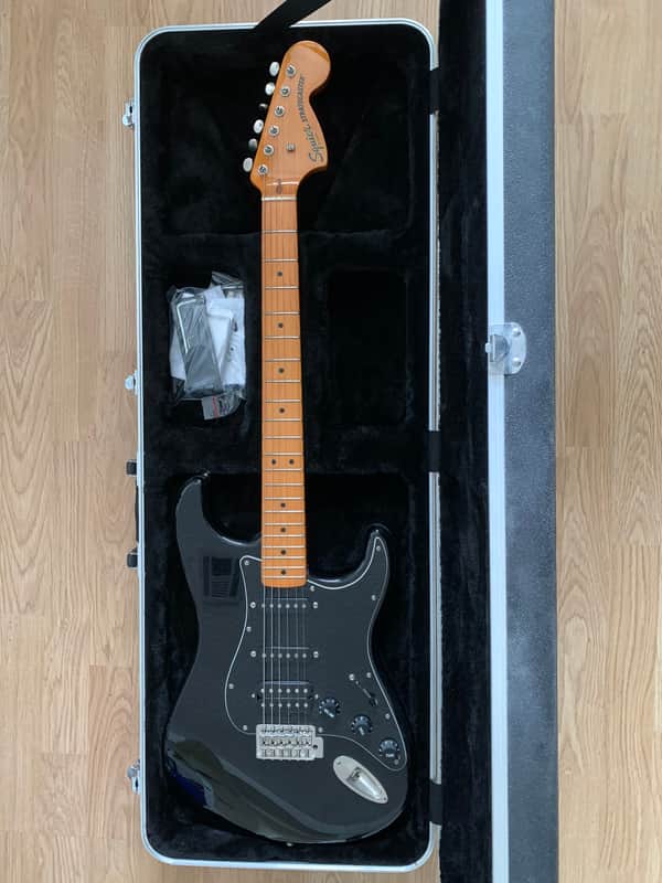 Squier Classic Vibe '70s Stratocaster HSS Black Maple Fretboard WITH Gator GC-ELECTRIC-A Double-cutaway Electric Guitar Case image 1