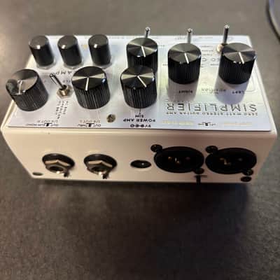 DSM & Humboldt Electronics Simplifier Classic Guitar Preamp Pedal image 3