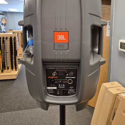 JBL EON 315 15-inch Portable PA Speaker image 4