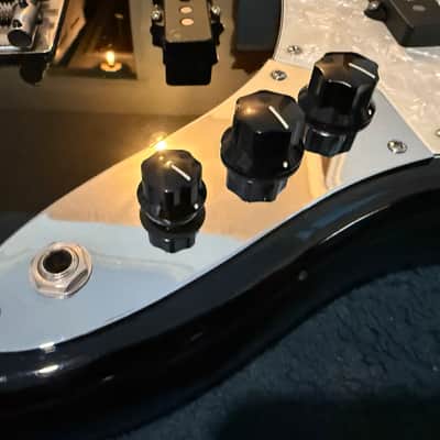 Fender Loaded USA Jazz Body image 2