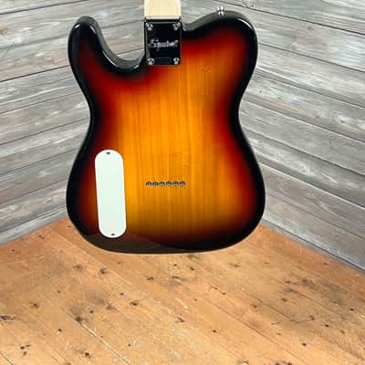 Squier Paranormal Baritone Cabronita Telecaster in Sunburst (3085-8K) image 4