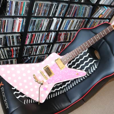 Xeno Guitars "Sweet Little Sixteen" Explorer-Shape, Pink Polka Dot image 3