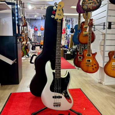 Fender American Standard Jazz Bass `04 (***Secondhand***) image 1
