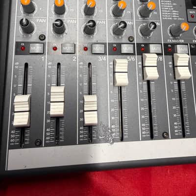 Mackie ProFX8 8-Channel Effects Mixer image 3