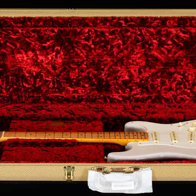 Fender Limited Edition American Vintage II 1957 Stratocaster Flame Maple Fingerboard White Blonde (976) image 7