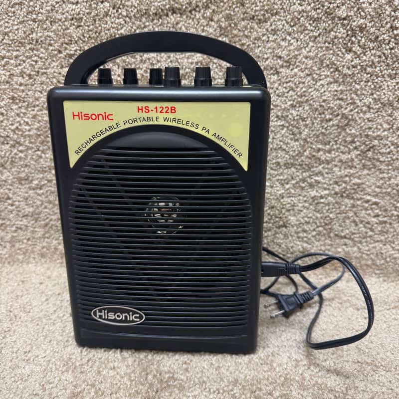 Hisonic HS-122B Wireless PA System w/ 3 Mics & Bag image 1