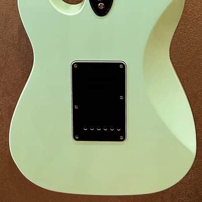 Fender Vintera II 70's Telecaster Deluxe w/Tremolo - Surf Green image 4
