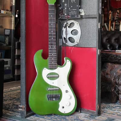 Silvertone 1457 Amp in Case 1964 - Green image 3