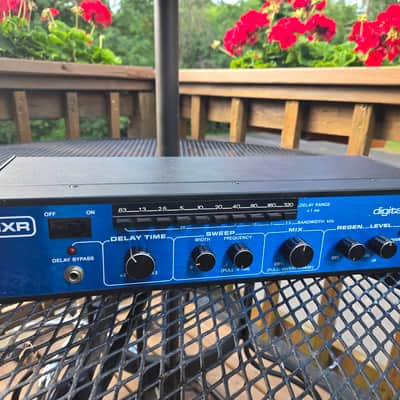 MXR MX-113 Digital Delay | Reverb