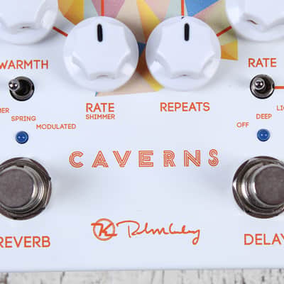 Keeley Caverns Delay / Reverb V2 Electric Guitar Delay and Reverb Effects Pedal image 4