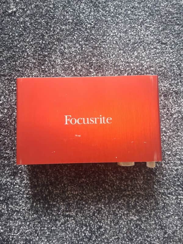 Focusrite Scarlett 2i4 2nd Gen USB Audio Interface