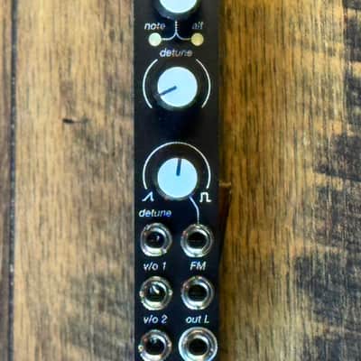 Acid Rain Technology Chainsaw Polyphonic Oscillator | Reverb