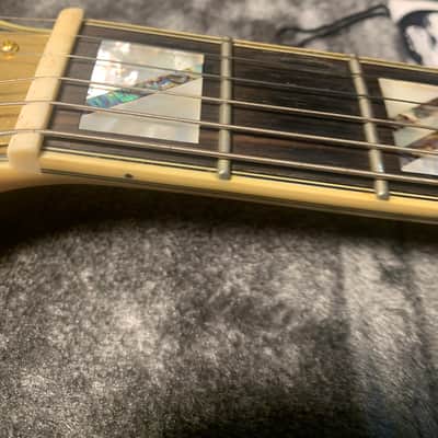 D'Angelico Deluxe Brighton Limited Edition 19/50  - Matte Wine image 9
