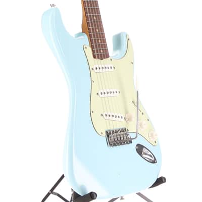 Fender Vintera® II Road Worn® '60s Stratocaster®, Rosewood Fingerboard, Sonic Blue (W8)(14903) (14903) image 3